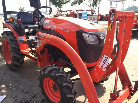 รถไถมือสอง KUBOTA MAX รุ่น B2440 พร้อมใช้  มีรับประกัน แถมผานสาม