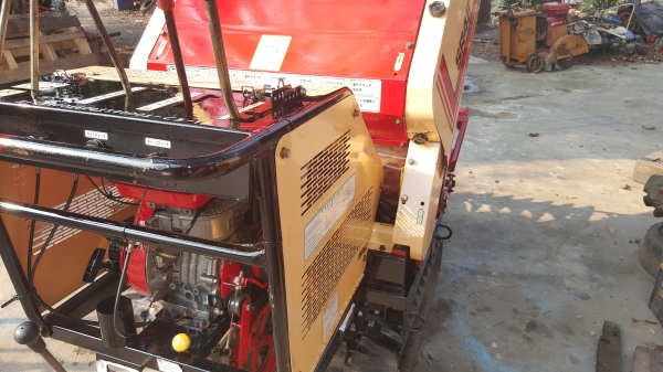 รถอัดฟาง เดินตาม รหัสสินค้า C3 - 17  สอบถามต่อรองได้ขายได้ขาย