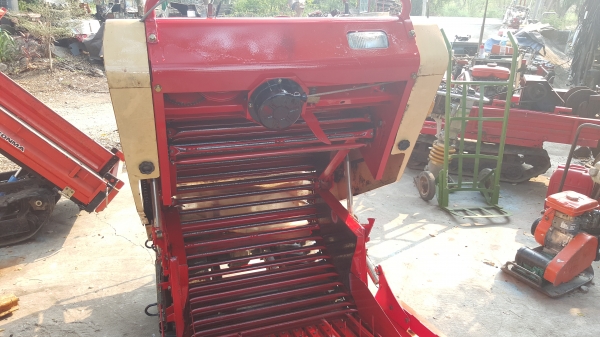 รถอัดฟาง เดินตาม รหัสสินค้า C3 - 17  สอบถามต่อรองได้ขายได้ขาย