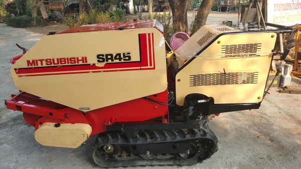 รถอัดฟาง เดินตาม รหัสสินค้า C3 - 17  สอบถามต่อรองได้ขายได้ขาย