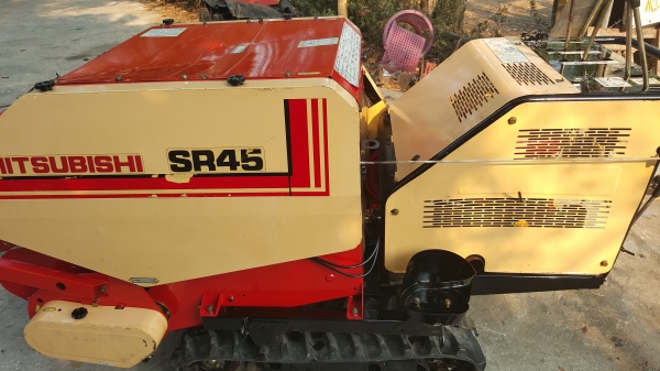 รถอัดฟาง เดินตาม รหัสสินค้า C3 - 17  สอบถามต่อรองได้ขายได้ขาย