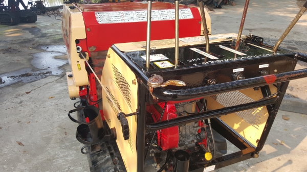 รถอัดฟาง เดินตาม รหัสสินค้า C3 - 17  สอบถามต่อรองได้ขายได้ขาย