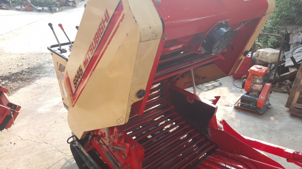 รถอัดฟาง เดินตาม รหัสสินค้า C3 - 17  สอบถามต่อรองได้ขายได้ขาย