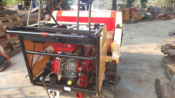 รถอัดฟาง เดินตาม รหัสสินค้า C3 - 17  สอบถามต่อรองได้ขายได้ขาย