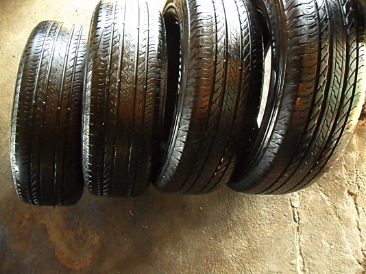 ยาง16 กระบะ-รถตู้ บริดสโตน 215-65-16 ลงพื้นปลายปี15 ดอกเกือบ1เซ็น (4เส้น 3,800)