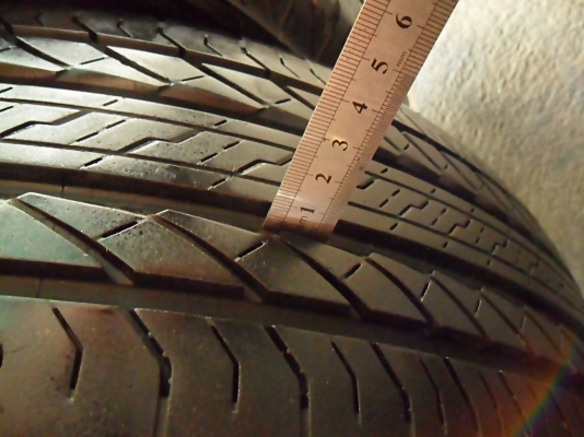 ยาง16 กระบะ-รถตู้ บริดสโตน 215-65-16 ลงพื้นปลายปี15 ดอกเกือบ1เซ็น (4เส้น 3,800)