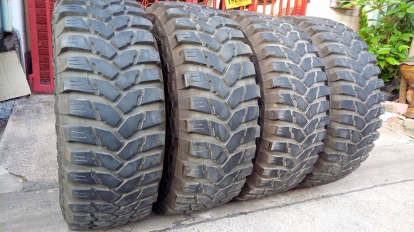 ยาง35 นิ้ว ขอบ16 MAXXIS TREPADOR  ปี14