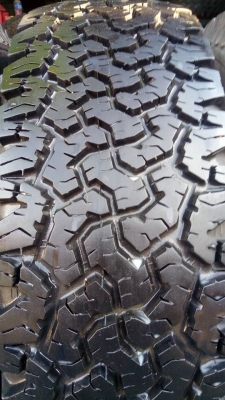 ยาง BF 30 9.5 15 ปี13 ดอกติดหนวด