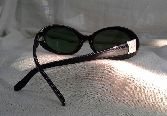 แว่นตาโมเดล 'เคิร์ท โคเบน' ยุค '90s ราคานักศึกษา! Vintage GUCHINI handmade in Italy แว่นตาโมเดล 'เคิร์ท โคเบน' ยุค '90s ราคานักศึกษา! Vintage GUCHINI handmade in Italy