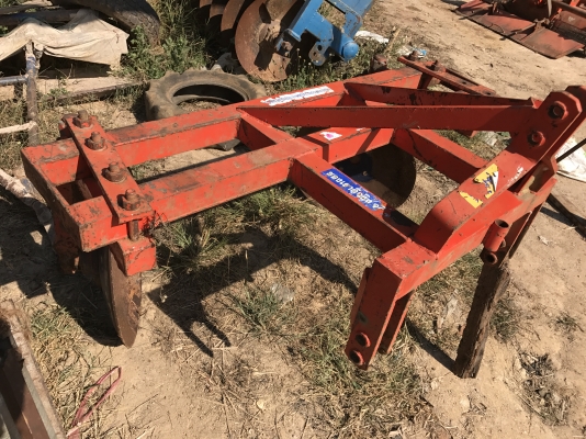 ขายผานยกร่อง มัน อ้อย  ใส่รถ 34-50 แรงได้ สวยเดิม สีเดิม สติกเกอร์เดิม พร้อมใช้งาน