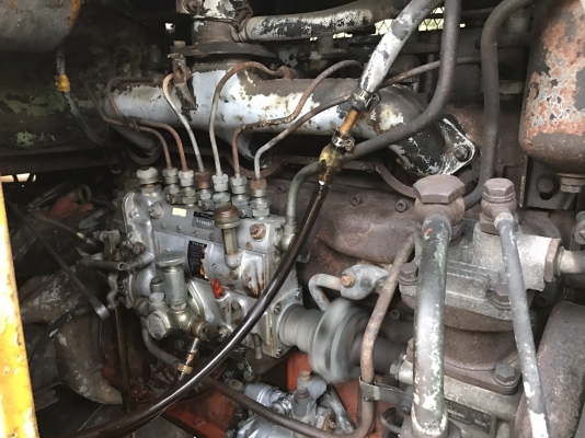 ขายรถตัก Kawasaki KLD6 ; รถเก่าญี่ปุ่น 100\%;  สภาพสวย สนใจติดต่อ 081-9485494