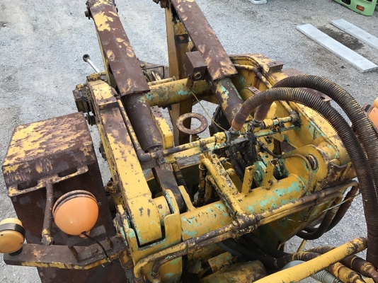 ขายรถตัก Kawasaki KLD6 ; รถเก่าญี่ปุ่น 100\%;  สภาพสวย สนใจติดต่อ 081-9485494