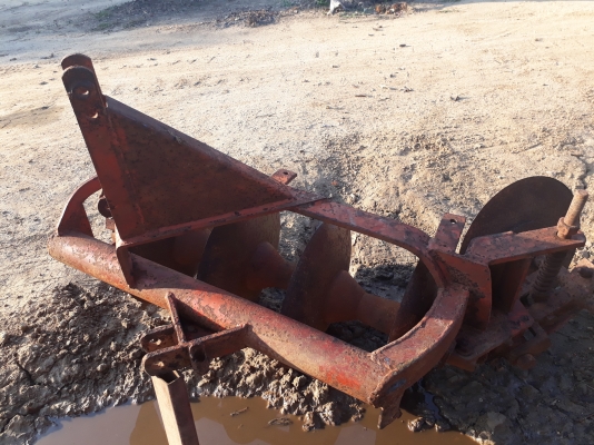 จัดส่งเสี่ย จ.เพชรบูรณ์ครับ ขายผานพรวน4 ใบ สวยๆเดิม พร้อมใช้งานครับ จัดส่งเสี่ย จ.เพชรบูรณ์ครับ ขายผานพรวน4 ใบ สวยๆเดิม พร้อมใช้งานครับ