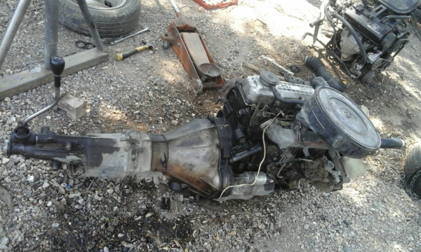 ขายเครื่องTD23พร้อมเกียร์ เครื่องแน่นเกียร์ไม่หลุดไม่หอน089-2095791