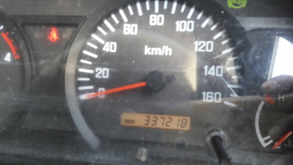 หกล้อ อิชุซุ NPR 150 แรง กระบะคอง