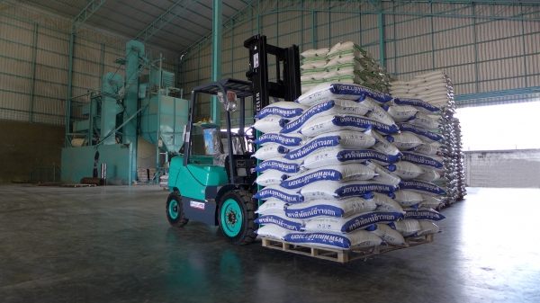 ขาย รถยก Forklift Feeler ใหม่ Diesel 2.5 Ton เครื่องยนต์ Isuzu แบรนด์ไต้หวัน ขายดีในยุโรป ให้คุณได้มากกว่า ทุกความคุ้มค่า ขาย รถยก Forklift Feeler ใหม่ Diesel 2.5 Ton เครื่องยนต์ Isuzu แบรนด์ไต้หวัน ขายดีในยุโรป ให้คุณได้มากกว่า ทุกความคุ้มค่า