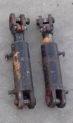 ขายกระบอกรถโฟลิฟ   พร้อมใช้งาน