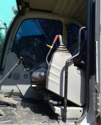 ขายรถแบคโฮ KOBELCO SK200 YN08 แอร์ไฟฟ้า เล่มทะเบียนพร้อม สนใจโทร 081-970-1072 ขายรถแบคโฮ KOBELCO SK200 YN08 แอร์ไฟฟ้า เล่มทะเบียนพร้อม สนใจโทร 081-970-1072