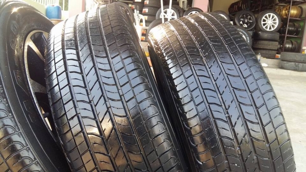 ขายล้อแม็กมือ2 mic racing 15" ยางปี14 สนใจติดต่อ ก.เจริญการยางครับ 081-3747940