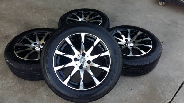 ขายล้อแม็กมือ2 mic racing 15" ยางปี14 สนใจติดต่อ ก.เจริญการยางครับ 081-3747940