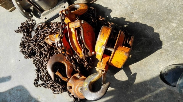 ** SOLD ** รอกโซ่สาวญี่ปุ่น VITAL Made in JAPAN 3 ตัน ของลงตู้ลื่นๆมาเทสได้