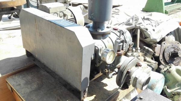 ** SOLD ** รูทโบวเวอร์ญี่ปุ่น ShinMaywa JAPAN 3 HP 380V ท่อ 2.5&quot; สวยๆแน่นๆมาเทสได้