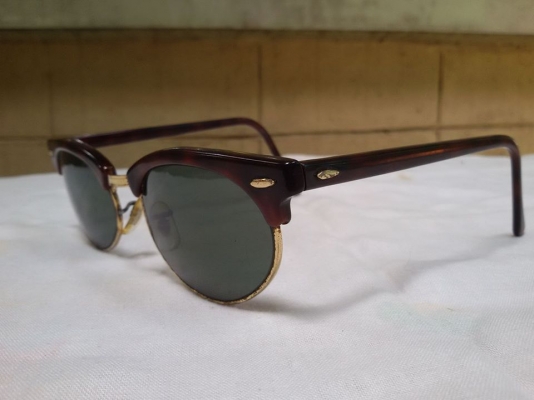 ขายVintage B&L Ray Ban Clubmaster Oval w1264 ขายVintage B&L Ray Ban Clubmaster Oval w1264