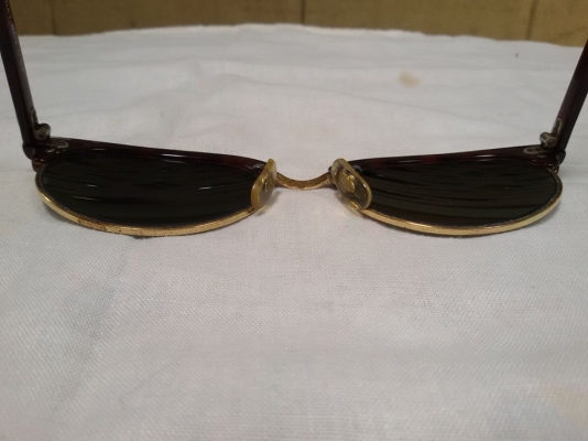 ขายVintage B&L Ray Ban Clubmaster Oval w1264 ขายVintage B&L Ray Ban Clubmaster Oval w1264
