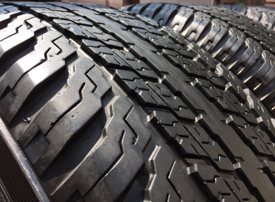 ยาง All Yokohama 265 65 17 ปี15 ดอกเต็ม ใช้ยาว ราคาไม่แพง