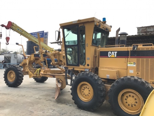 รถเกรด Cat140H ปี2001 รถเก่านอก สภาพดีนำเข้าจากอเมริกา สภาพสวยพร้อมใช้งาน เพียง 8800 ชม.