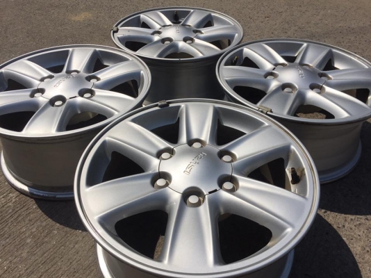 ขายล้อ D-Max ขอบ16 6รู สภาพสวย มีรอยตามการใช้งานนิดหน่อย ไม่มีเบียด ชุดละ 4,500 บาท