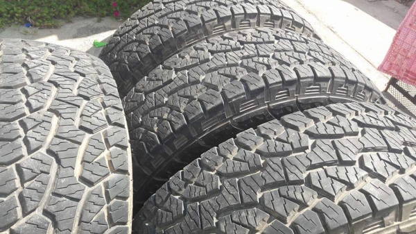 ขายยาง all 265x75x16 ปลายปี 13 สวยๆ ขายยาง all 265x75x16 ปลายปี 13 สวยๆ