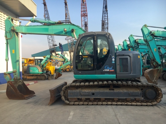 Kobelco SK135SR-1ES #YY04-09435 รถขุดนำเข้าจากญี่ปุ่น โทร. 080-6565422 (หนิง)