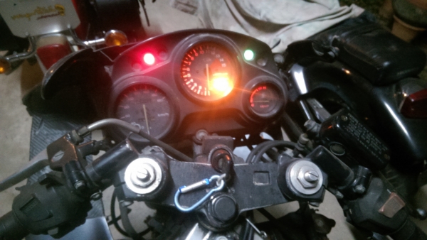 CBR600 f  เครื่องติดวิ่่งได้แห้งๆล้มเลิกโปรเจ็ค ขายถูกเลยครับ