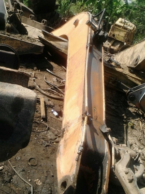 ขายบูมอาร์ม รถแมคโค SK-120-3 ไม่มีรอยแตกร้าว สภาพสวยมาก ขายไม่แพงครับ ขาย 57000 บาท