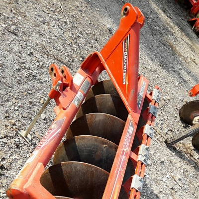 ขายรถไถคูโบต้า  KUBOTA   L 3608SP พร้อมชุดใบมีดดันหน้าคานล่าง  ผาน6