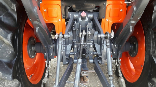 ขายรถไถคูโบต้า  KUBOTA   L 3608SP พร้อมชุดใบมีดดันหน้าคานล่าง  ผาน6