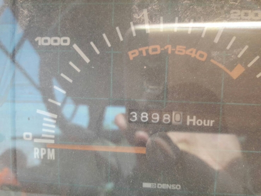 ขายด่วน รถไถkubota m5000su  2เพลา ปี52ขายราคา 380,000