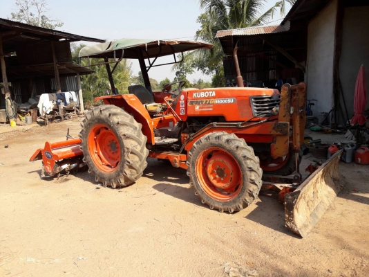 ขายด่วน รถไถkubota m5000su  2เพลา ปี52ขายราคา 380,000