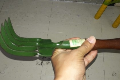 ขายชุดทำสวน3ด้าม คราดเสียมงานออสเตรียใหม่เก่าเก็บ Made in Austraria.