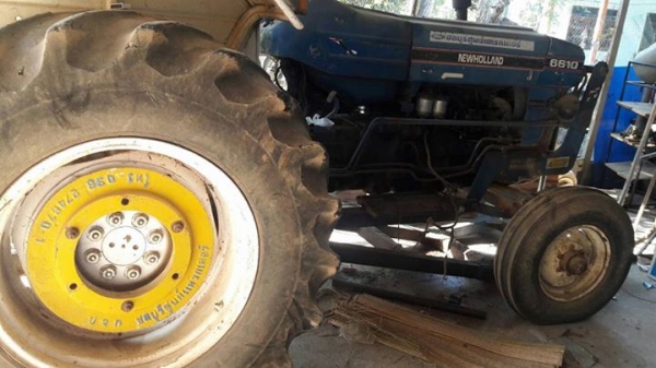 รถไถฟอร์ด6610อุปกรณ์หน้าหลังcmt