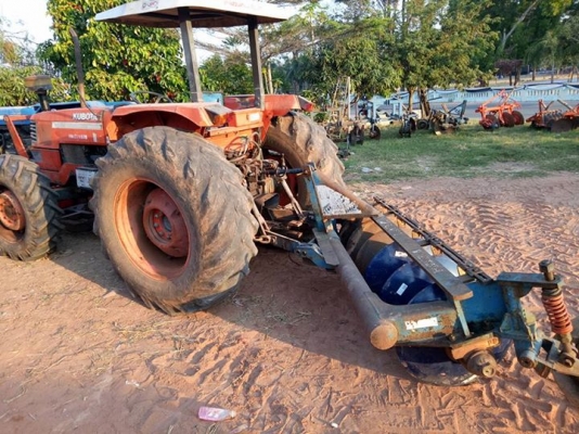 คูบูต้าm9000พร้อมลุยงาน