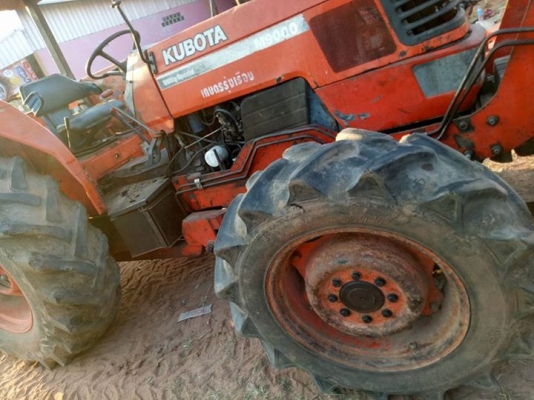 คูบูต้าm9000พร้อมลุยงาน