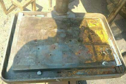 ตัวละ 10000บาท โทร083-2000058 สว่านแท่น ClAUSING  ของอเมริกาตัวใหญ่ สูงประมาณ 2 เมตร  หน้าโต๊ะกว้าง ไว้จับยึดชิ้นงาน ใช้ไฟ 220V