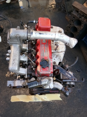 เครื่องยนต์ นิสสัน BD25 สวยๆไม่มีไอ รับประกัน