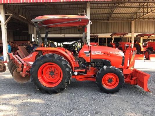 ขายรถไถคูโบต้า L3608Sp รถใช้ในไร่เดิมๆสวยๆค่ะ พร้อมอุปกรณ์ ใบมีดหน้าและผานพรวน  ราคา 368,000 บาท พร้อมส่งฟรีถึงบ้าน โทรสอบถามได้เลยค่ะ 081-9136451