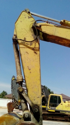 CAT320B..เล่มทะเบียน ไฟฟ้าครบ เอวแน่น ช่วงล่างดี CAT320B..เล่มทะเบียน ไฟฟ้าครบ เอวแน่น ช่วงล่างดี