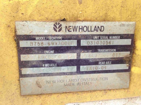 ขายด่วน รถตักหน้าขุดหลัง สภาพพร้อมใช้งาน เอกสารล่มทะเบียน