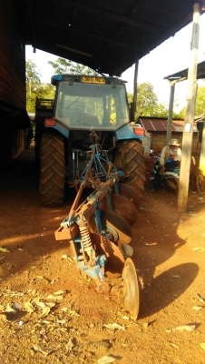 หารถใช้งานหนักต้องคันนี้เลยครับตัวรถใบดันผานหลังมีอินวอยคุมครับ หารถใช้งานหนักต้องคันนี้เลยครับตัวรถใบดันผานหลังมีอินวอยคุมครับ