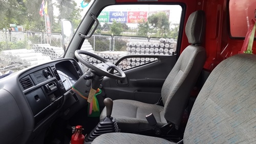 ขายรถหกล้อมือสองสภาพป้ายแดง